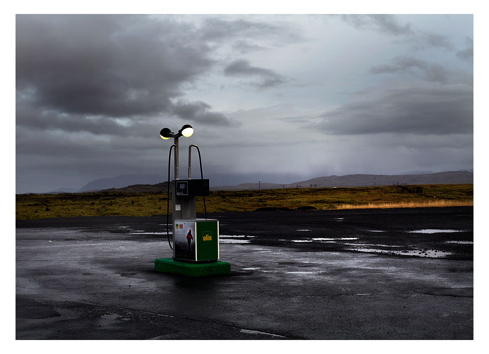 Iceland_Gas_Station